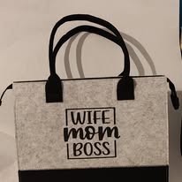 Filztasche mit Spruch – kleines Geschenk mit großer Wirkung